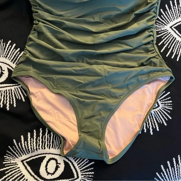 🆕 J. Crew Ruched Shoulder One Piece Swimsuit . 18. NWT!💥💥 - Picture 5 of 15